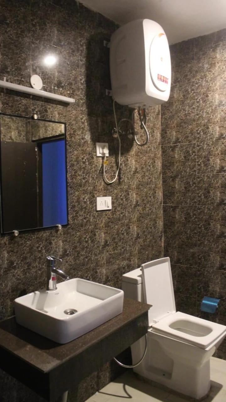 Hotel Stay Well Banikhet Habitación foto